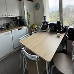 Double Room And Private Bath In A Shared Flat, Quiet, Close To The Un And Airport